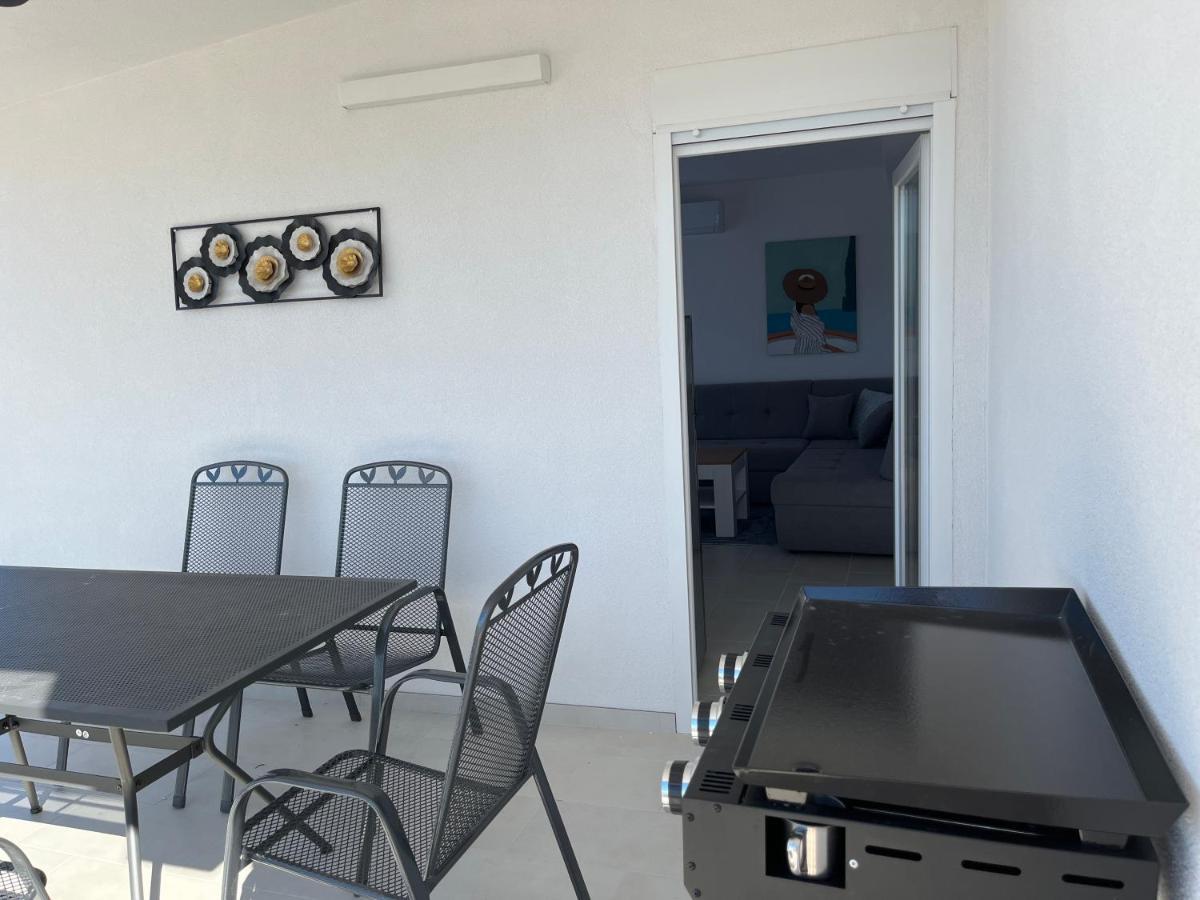 Sea View, Peaceful. Apartment Makarska Exterior photo